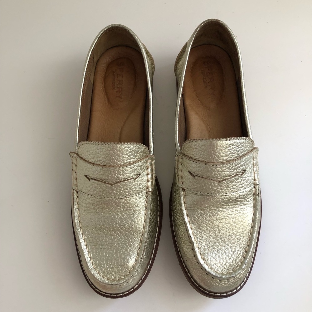 Women’s Sperry Loafers, Seaport Penny Platinum, Size 8, good condition